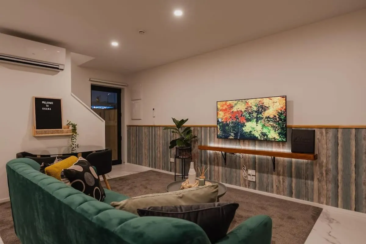 Casino Luxury Suite City Centre - Sleeps 5 Christchurch Holiday home
